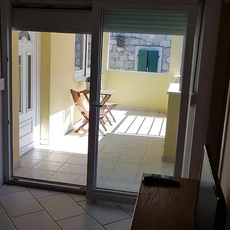 Angela Apartment